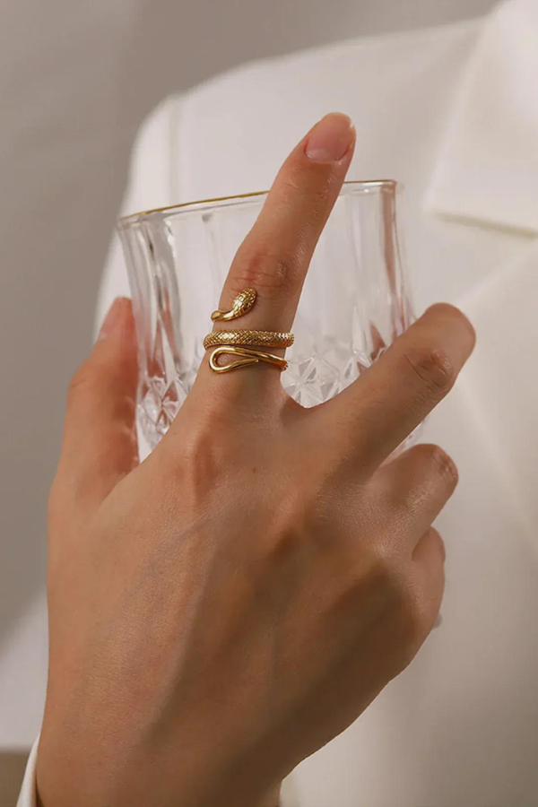 Dakota - Anillo Veneno, pieza llamativa y audaz