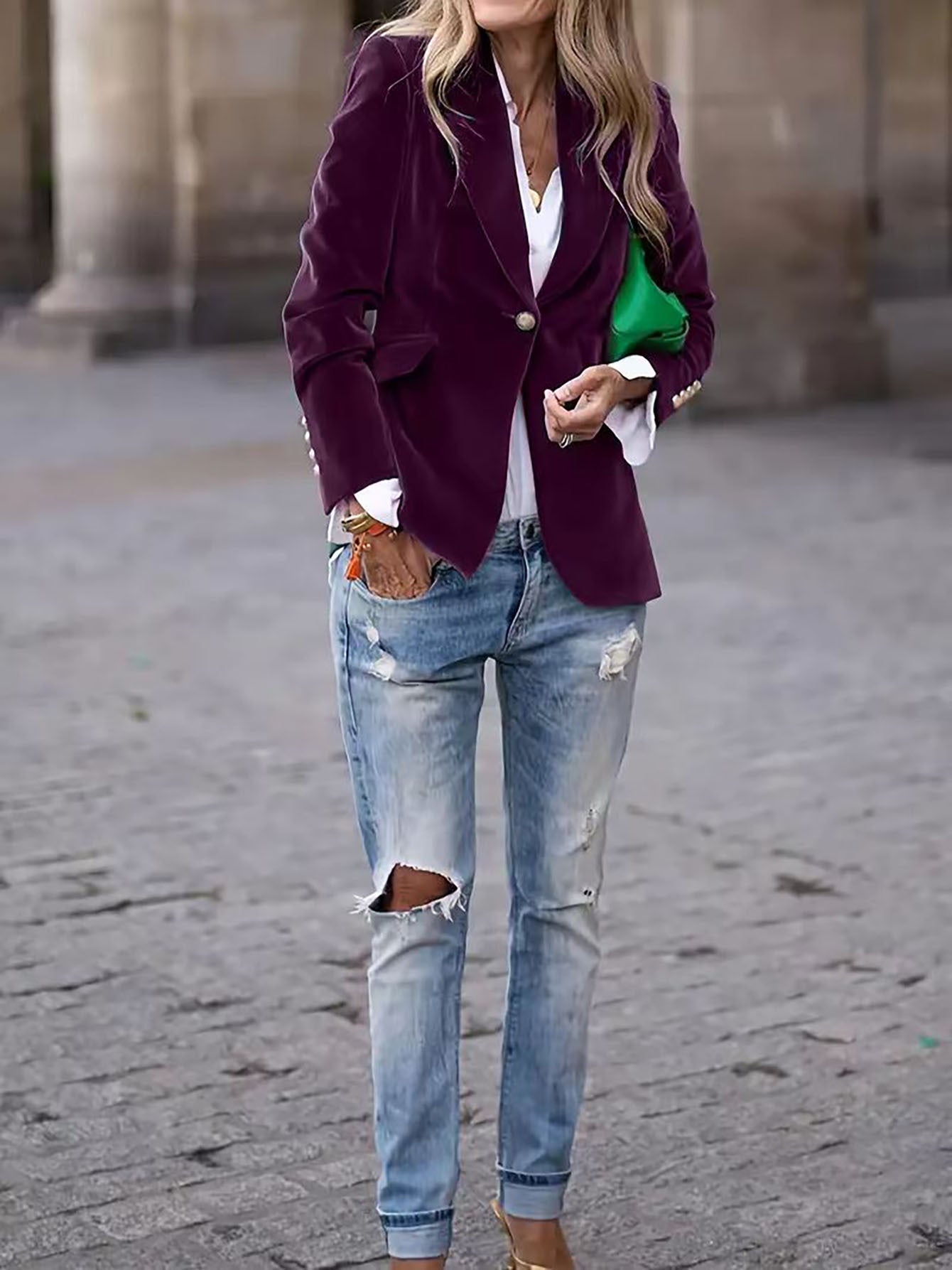 Addison - Blazer in Velluto con Bottoni Dorati Dettagli di Lusso Senza Tempo con un Tocco Moderno