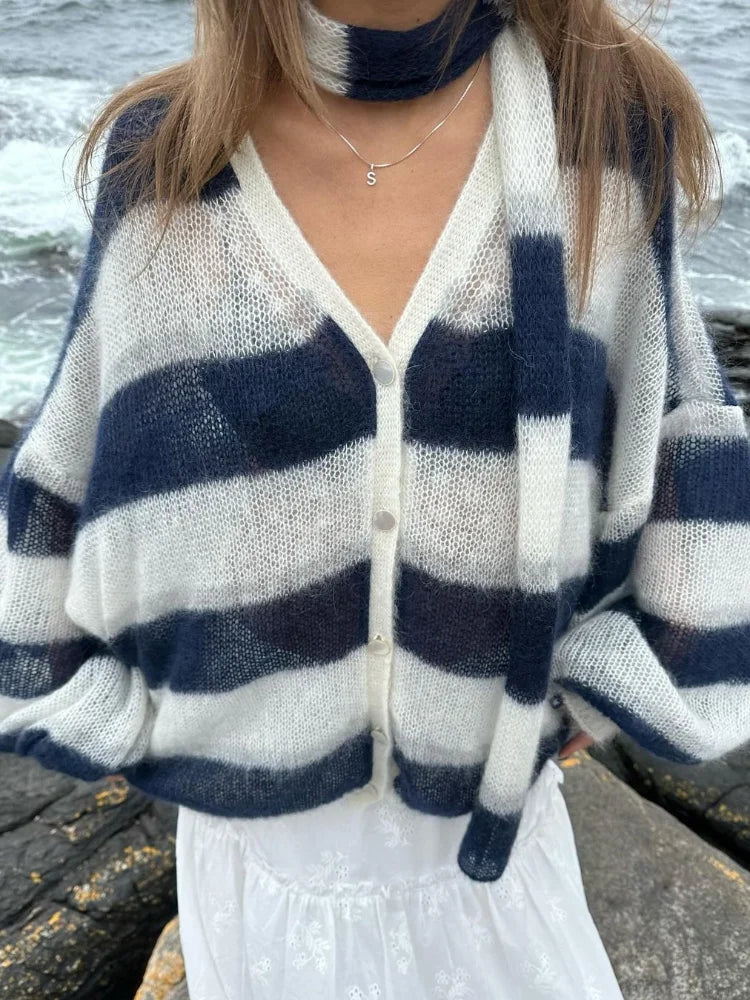 Jana - Conjunto de Cárdigan y Bufanda para una Elegancia Sin Esfuerzo