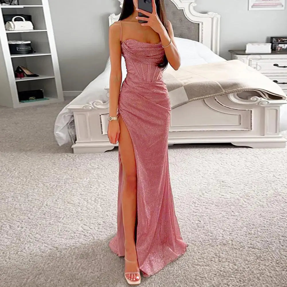 Charlotte - Elegantní třpytivé narozeninové šaty