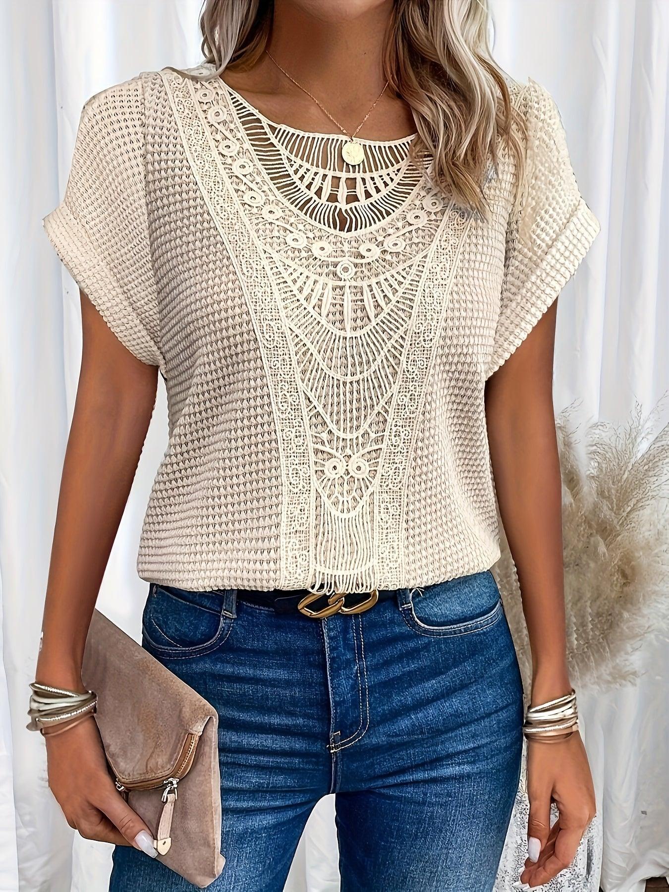 Lexi - Top con dettagli in pizzo intricati