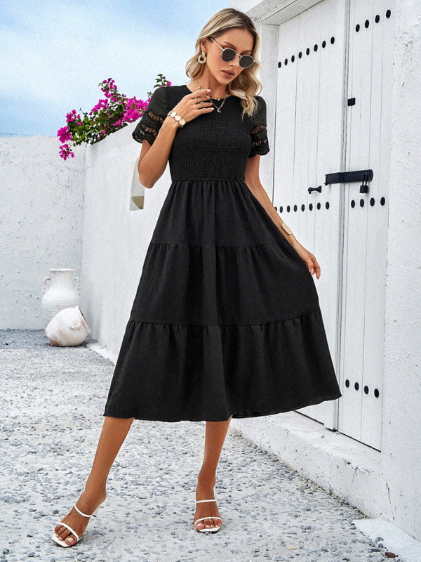 Alia - Vestito midi con corpetto arricciato e maniche in pizzo traforato