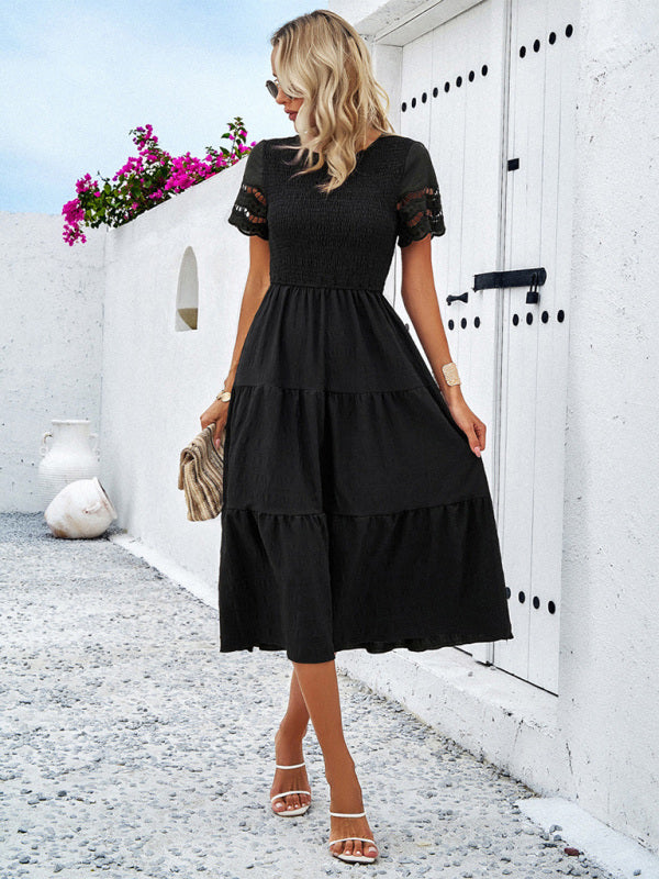 Alia - Vestito midi con corpetto arricciato e maniche in pizzo traforato