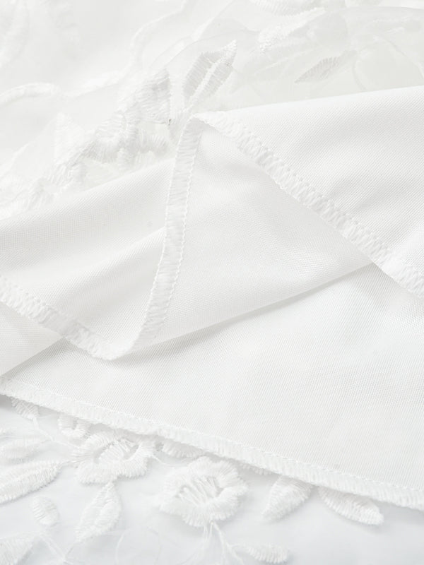 Lily - Vestido corto de encaje con escote en V profundo y estampado floral
