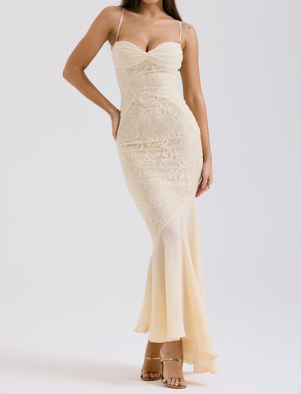Georgina - Abito Elegante con Ricami
