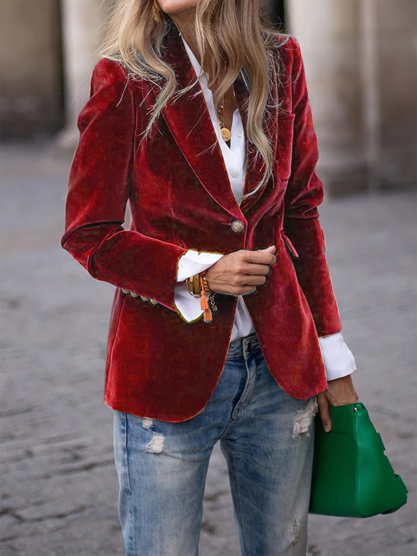 Addison - Blazer in Velluto con Bottoni Dorati Dettagli di Lusso Senza Tempo con un Tocco Moderno