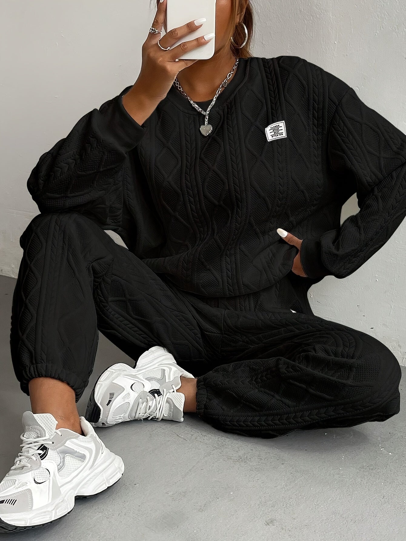 Fianna - Completo lounge in maglia a trecce