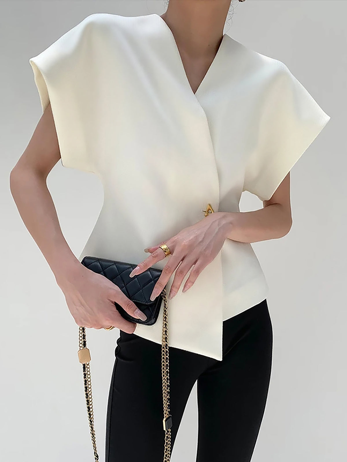 Callie - Blusa con scollo a V e bottoni