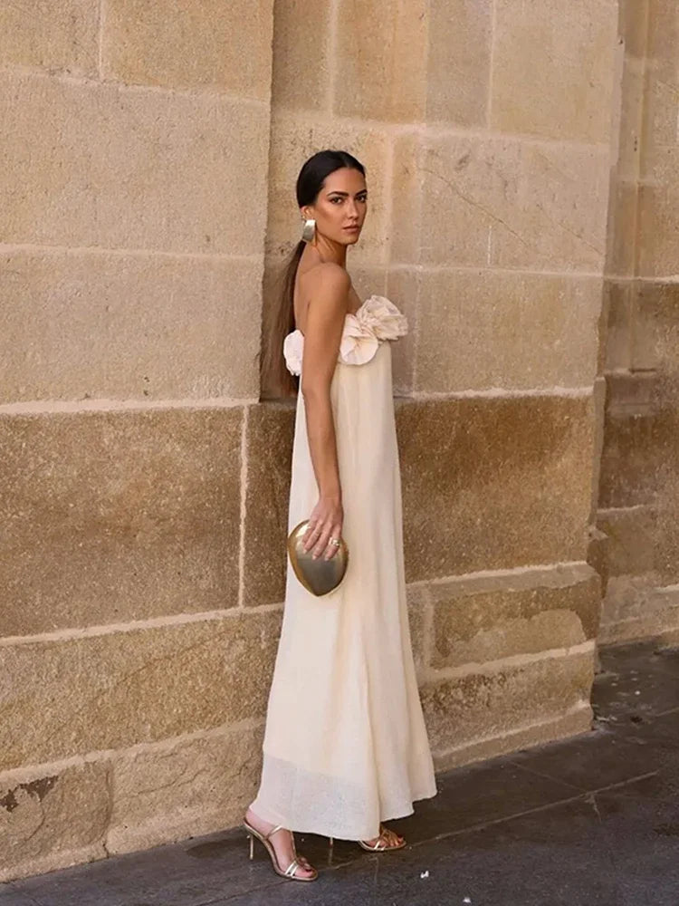 Mackenzie - Elegante abito lungo floreale con spalle scoperte
