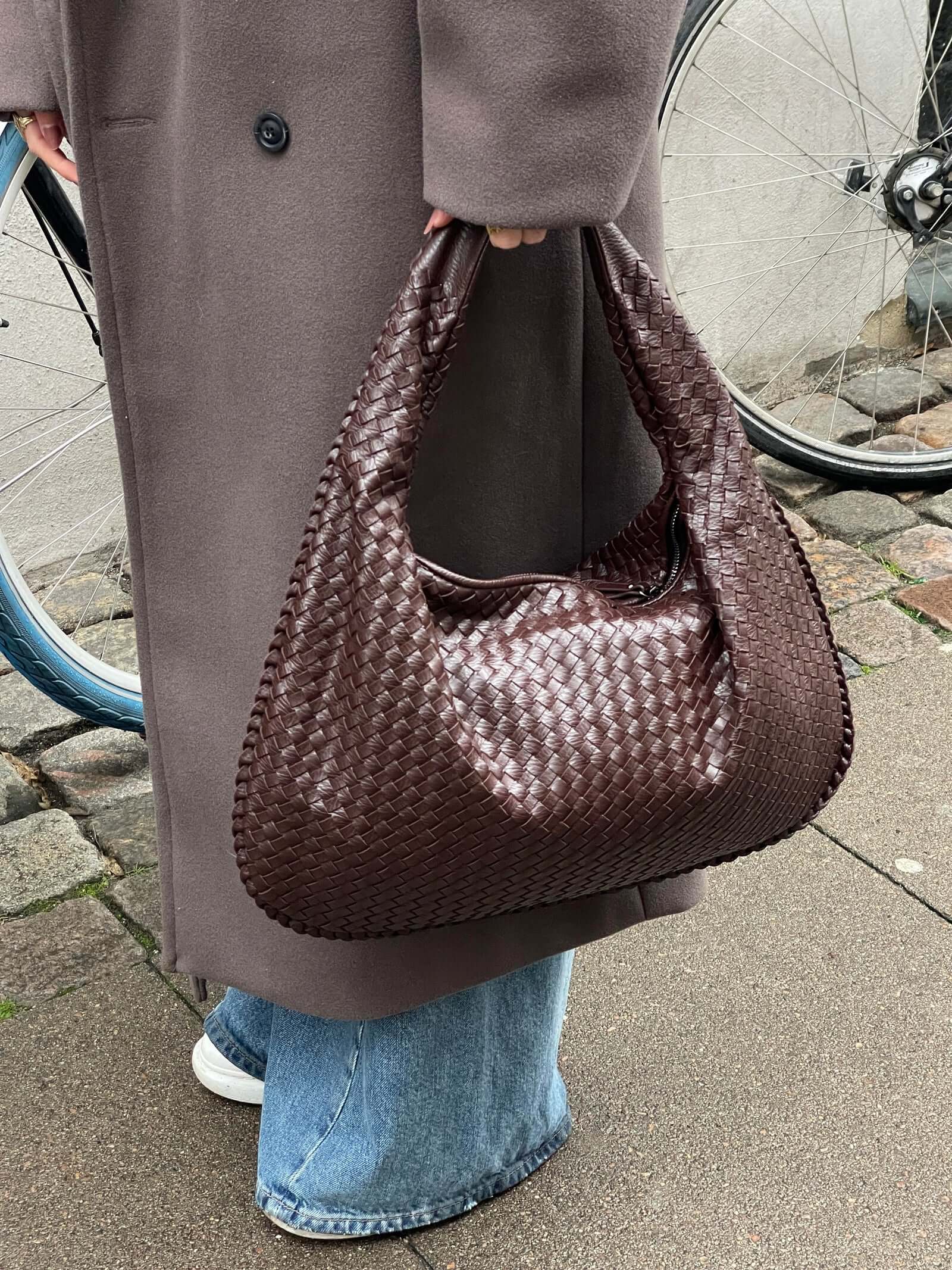 Arielle - Bolso de hombro tejido XL