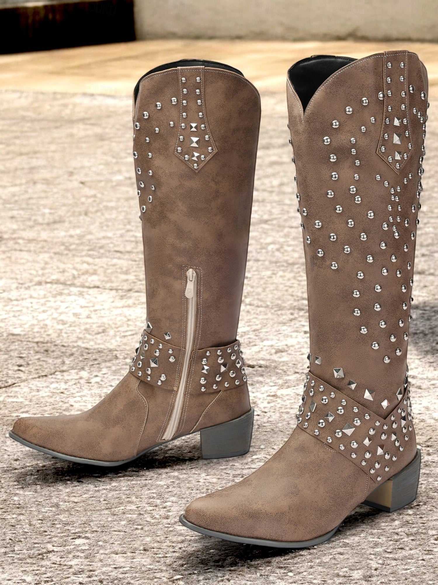 Noelle - Vintage High-Cut Boots