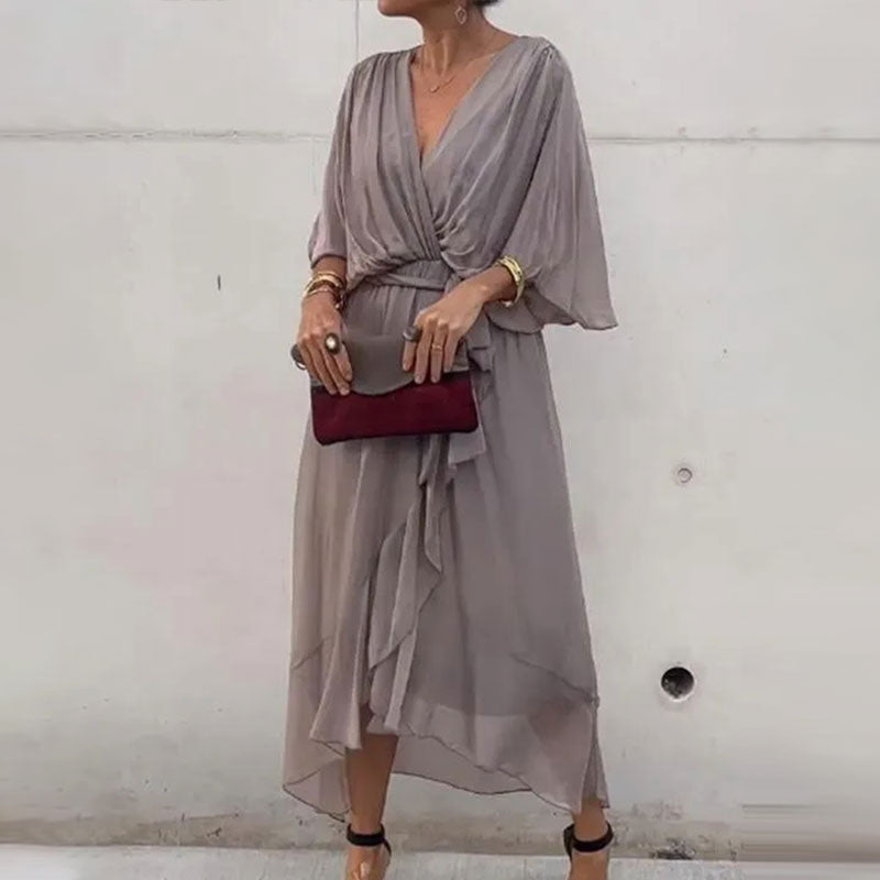 Daphne - Elegante abito lungo taglie comode con scollo a V
